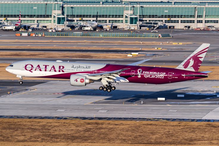 Qatar Airways Boeing 777-300ER(A7-BEB _ FIFA World…
